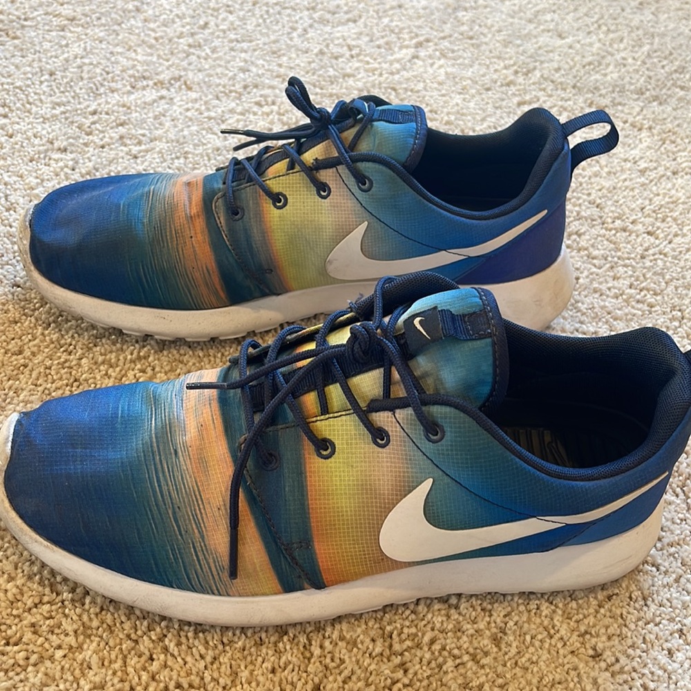 Nike Roche Runs Sunset - Picture 4 of 6